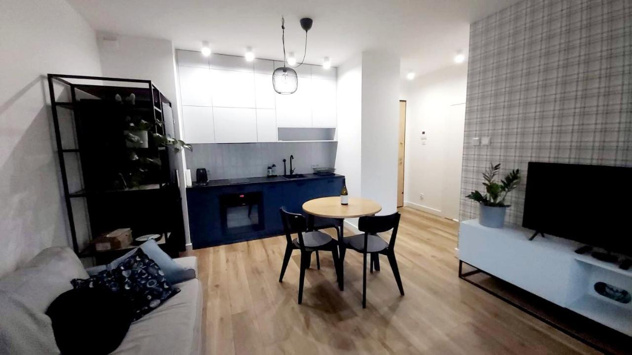 Apartament Zajezdnia Wrzeszcz Lejlighed Gdańsk Eksteriør billede